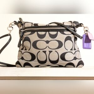 Coach Poppy Crossbody/Shoulder Bag 22456 in Black/Gray Signature C